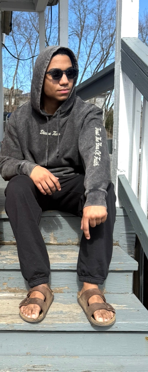 "Trust the flow of faith" Hoodie - Driftwood Black
